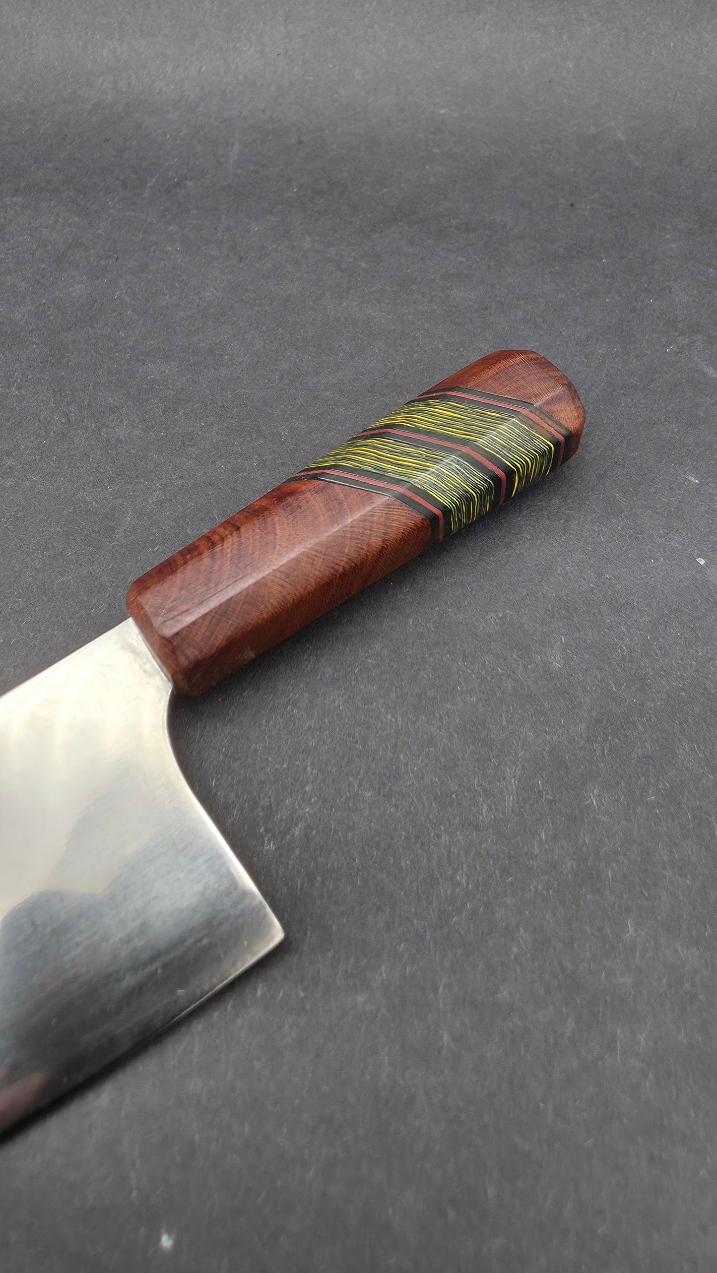 Titan Vesper Messer